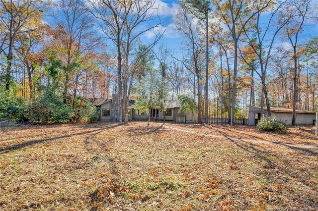 549 Rainforest Road, Hope Mills, NC 28348