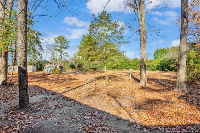 549 Rainforest Road, Hope Mills, NC 28348