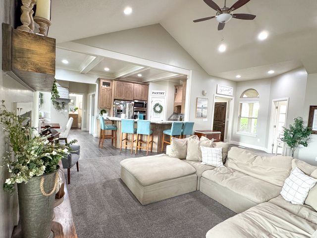 175 W 1000 N, Mapleton, UT 84664
