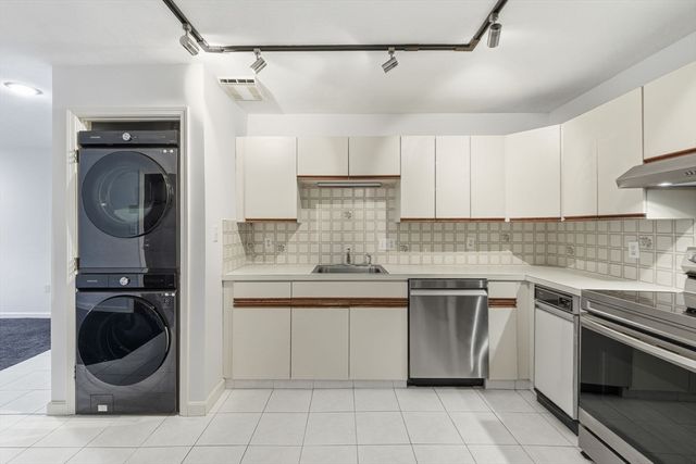 9 Thomas St. C11, Saugus, MA 01906