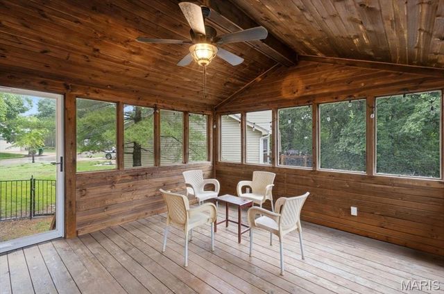 20 Greystoke Court, Ballwin, MO 63021