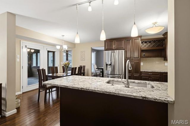 20 Greystoke Court, Ballwin, MO 63021
