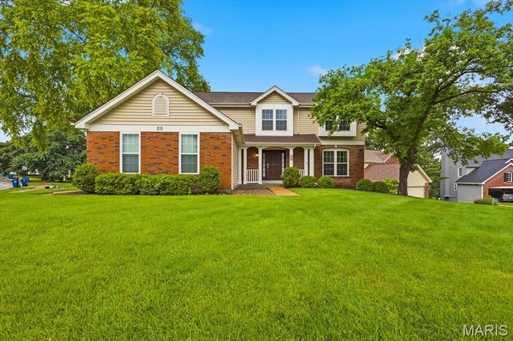 20 Greystoke Court, Ballwin, MO 63021