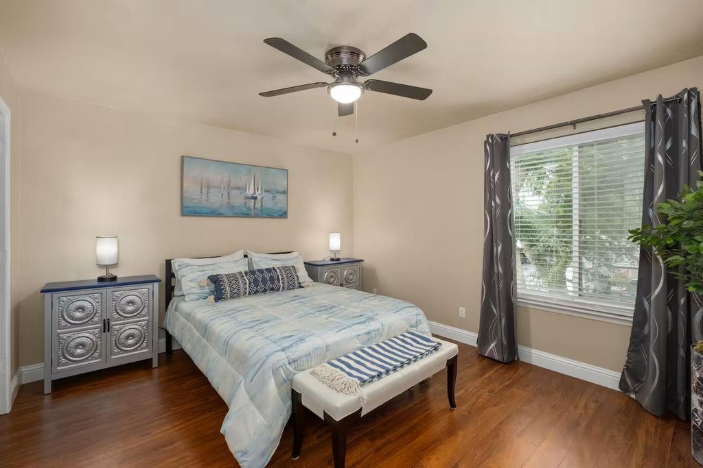 Image 7 of property listing at 2881 Huntington Boulevard # 225, Fresno, CA 93721
