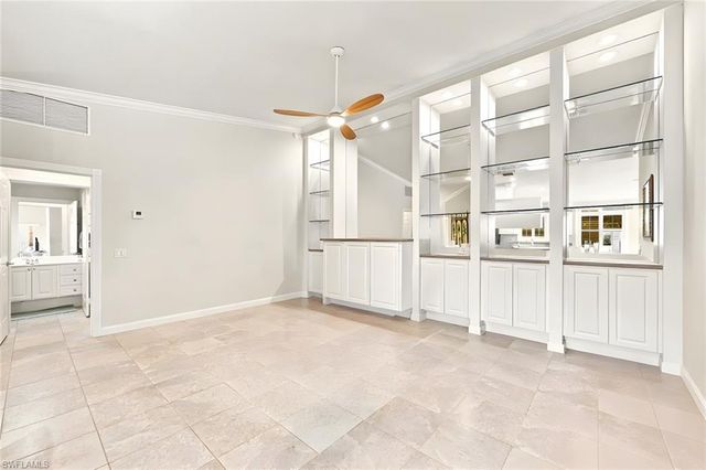 7704 Rozzini LN, Naples, FL 34114