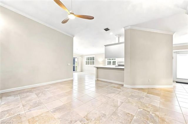 7704 Rozzini LN, Naples, FL 34114