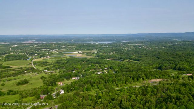 12 Truncali Drive, Marlboro, NY 12542