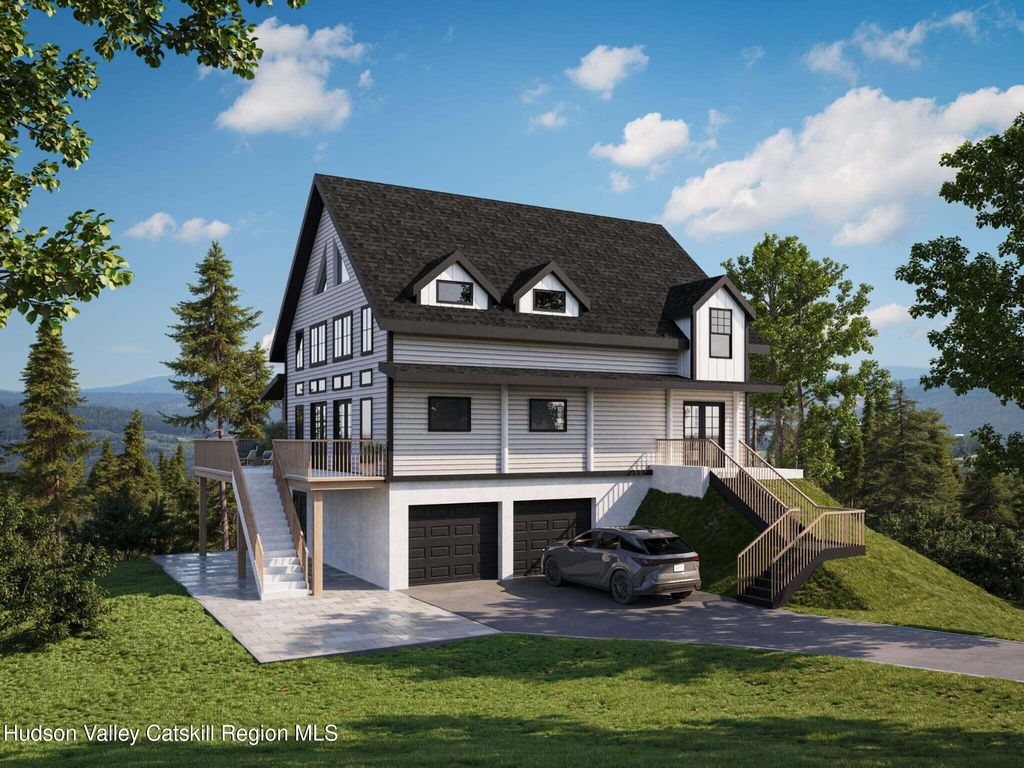 12 Truncali Drive, Marlboro, NY 12542