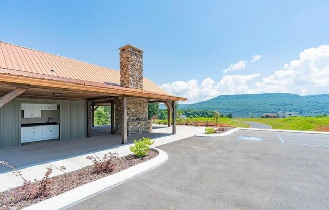 230 Leeward Drive 31, Jasper, TN 37347