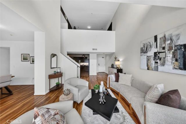250 N First Street 524, Burbank, CA 91502