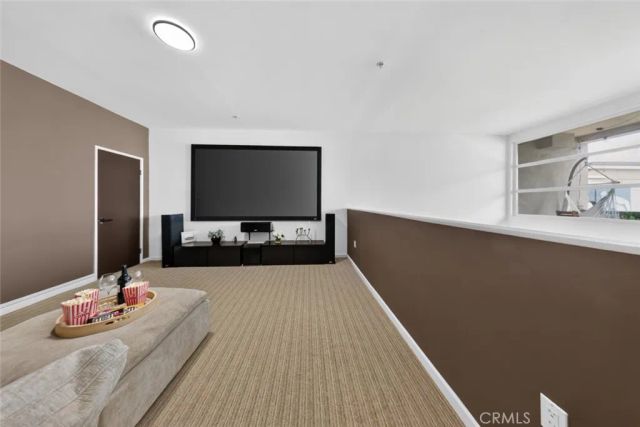 250 N First Street 524, Burbank, CA 91502