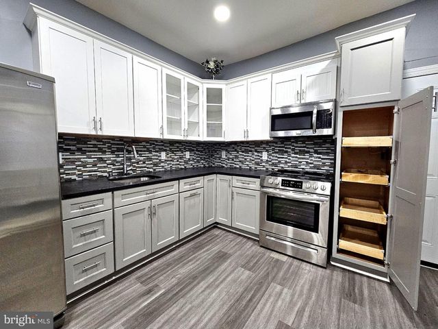 827 S 56TH ST, Philadelphia, PA 19143