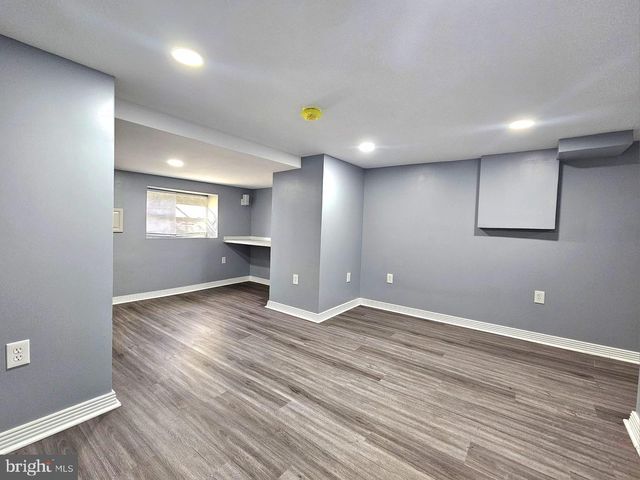 827 S 56TH ST, Philadelphia, PA 19143