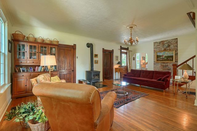 13536 State Route 28, Frankfort, OH 45628