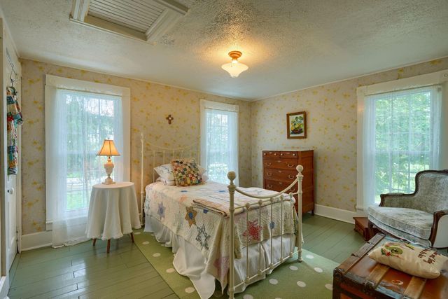 13536 State Route 28, Frankfort, OH 45628