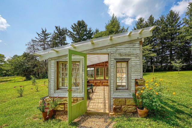 13536 State Route 28, Frankfort, OH 45628