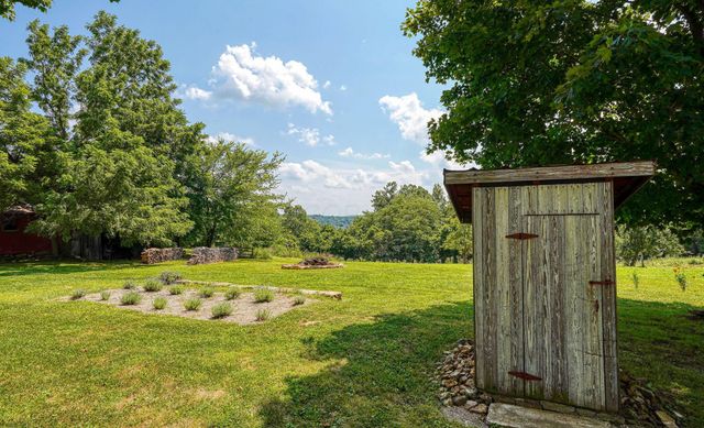 13536 State Route 28, Frankfort, OH 45628