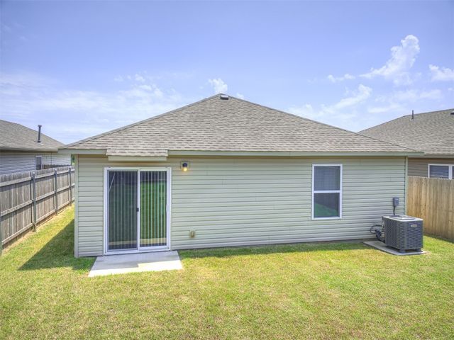11621 Jude Way, Yukon, OK 73099