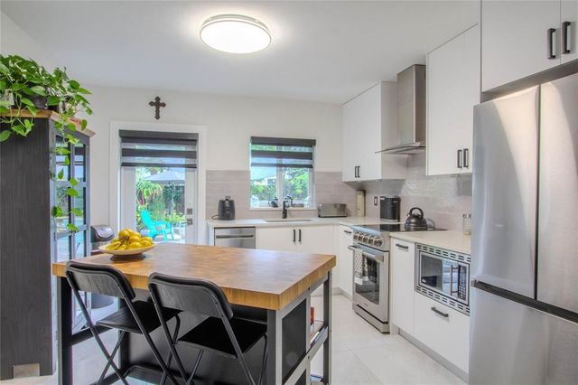 1032 SW 15th Terrace, Fort Lauderdale, FL 33312