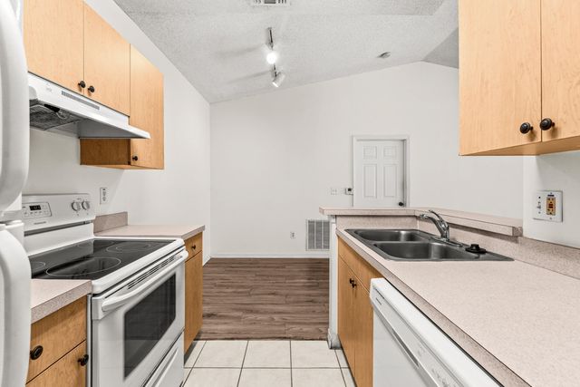 10336 Fox Trail Road S 1305, Royal Palm Beach, FL 33411