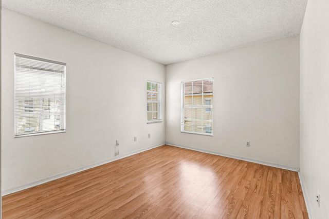 10336 Fox Trail Road S 1305, Royal Palm Beach, FL 33411