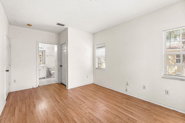 10336 Fox Trail Road S 1305, Royal Palm Beach, FL 33411