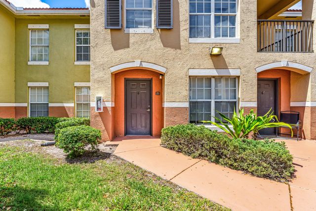 10336 Fox Trail Road S 1305, Royal Palm Beach, FL 33411