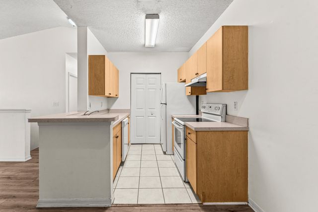 10336 Fox Trail Road S 1305, Royal Palm Beach, FL 33411