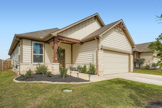 126 Big Leaf DR, Buda, TX 78610