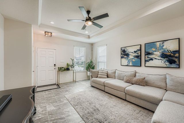 126 Big Leaf DR, Buda, TX 78610