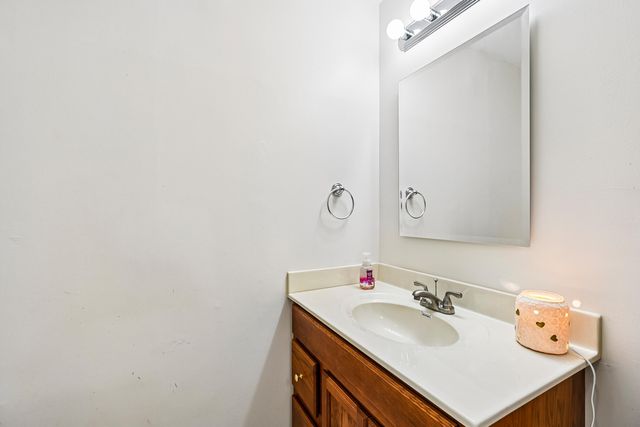 225 N Jefferson Avenue 225 N Jefferson Avenue, Urbana, OH 43078