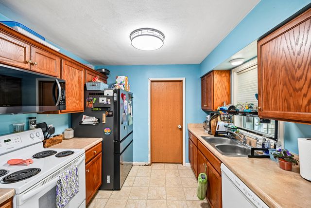 225 N Jefferson Avenue 225 N Jefferson Avenue, Urbana, OH 43078
