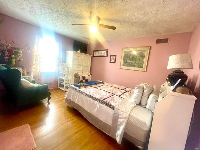 3500 N Cowing Park Lane, Muncie, IN 47304