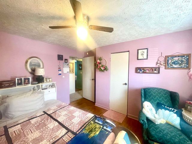 3500 N Cowing Park Lane, Muncie, IN 47304