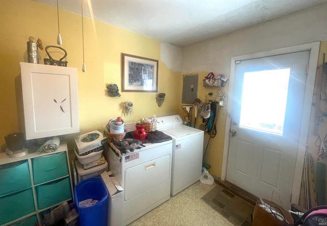 3500 N Cowing Park Lane, Muncie, IN 47304