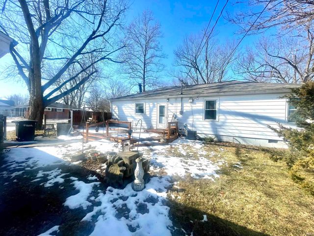 3500 N Cowing Park Lane, Muncie, IN 47304