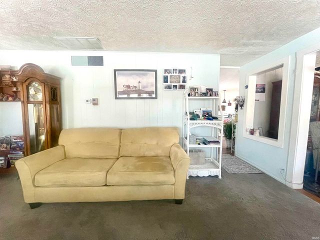 3500 N Cowing Park Lane, Muncie, IN 47304