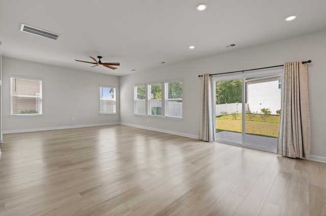 4059 Bayhill St., Myrtle Beach, SC 29579