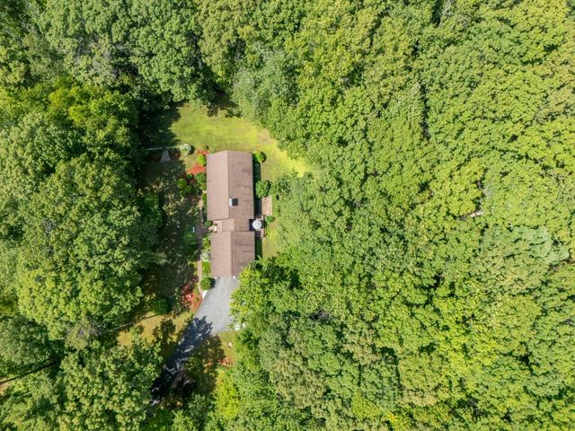 273 Southwest Road, Canterbury, NH 03224