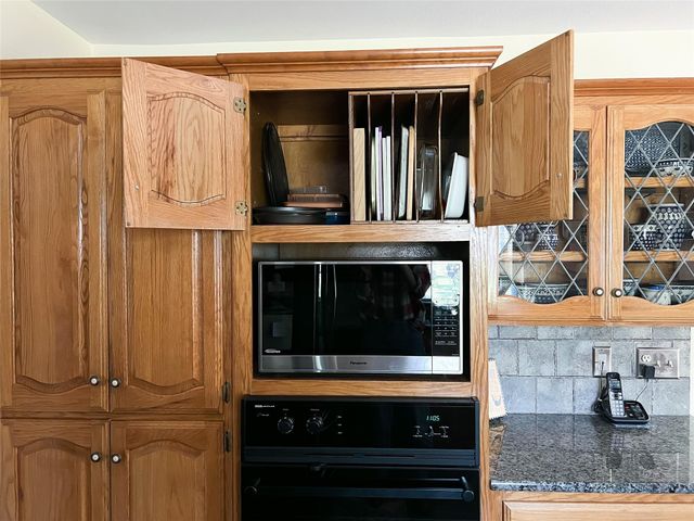 518 Lcr 902, Jewett, TX 75846