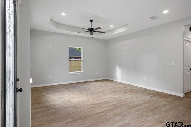 181 County Road 4114, Jacksonville, TX 75766
