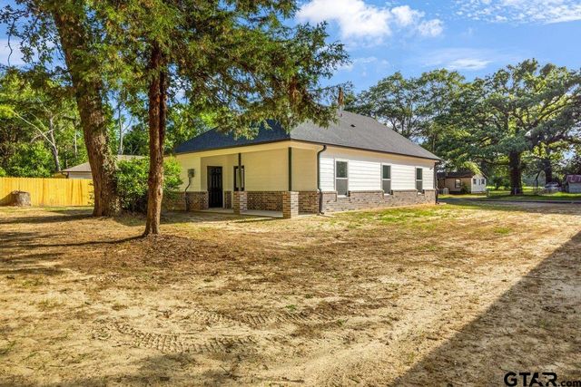 181 County Road 4114, Jacksonville, TX 75766