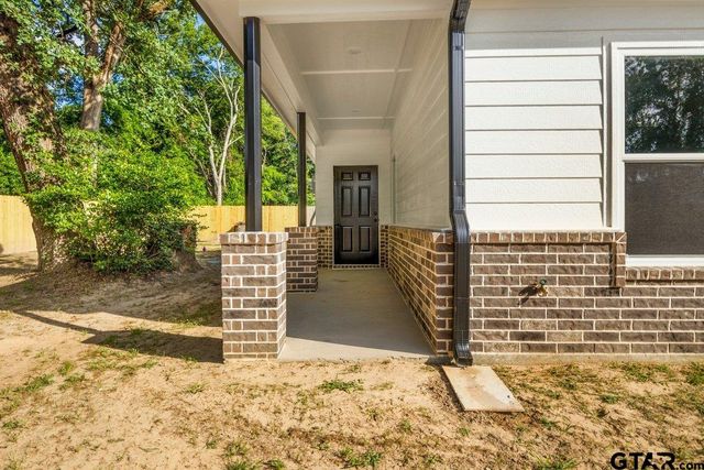 181 County Road 4114, Jacksonville, TX 75766