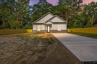181 County Road 4114, Jacksonville, TX 75766