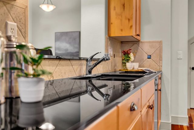 12733 N 10th Avenue, Boise, ID 83714