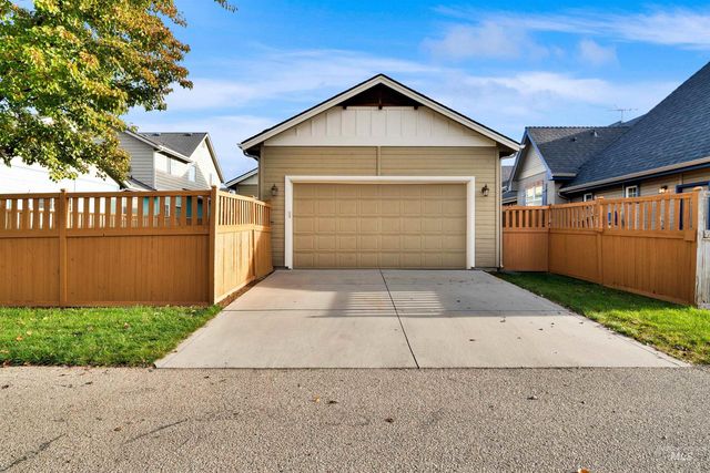 12733 N 10th Avenue, Boise, ID 83714