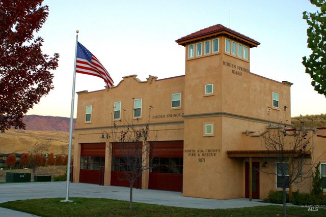 12733 N 10th Avenue, Boise, ID 83714