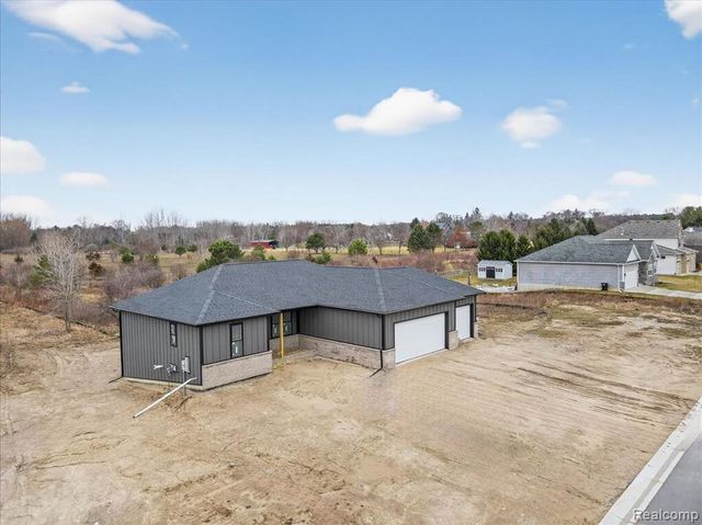 2401 Mcclellan Boulevard, Davison, MI 48423