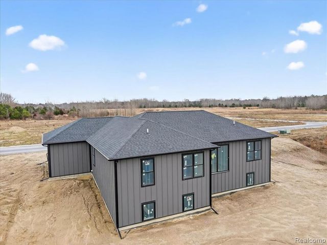 2401 Mcclellan Boulevard, Davison, MI 48423