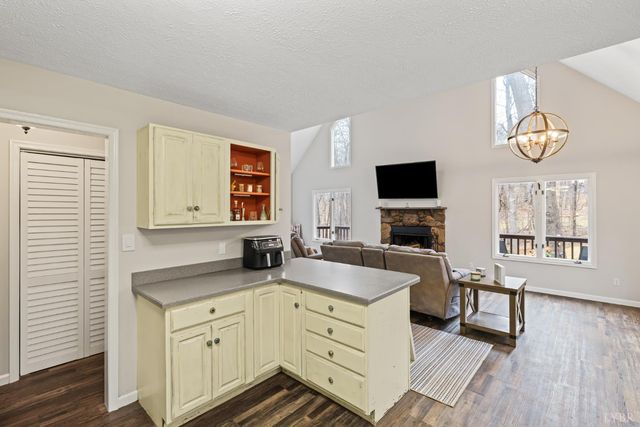 1110 Adam Hill Ct, Lynchburg, VA 24503